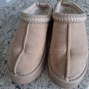 Altar'd State Tan Slippers Size 9